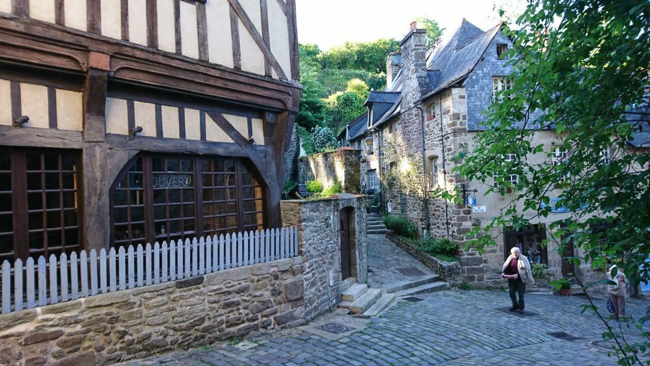 迪南Maison Du Petit Fort别墅 外观 照片